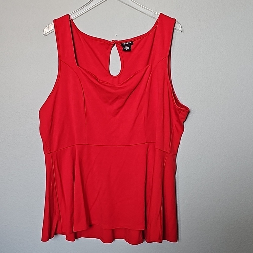 Torrid Red Sexy Pinup Peplum Sweetheart Neckline Sleeveless Top Size 3X - Picture 2 of 6
